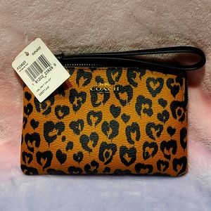 NWT Coach F23620 Animal Print Wristlet 4" x 6"